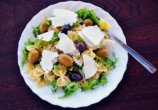 La recette de la salade fraiche mozza olives