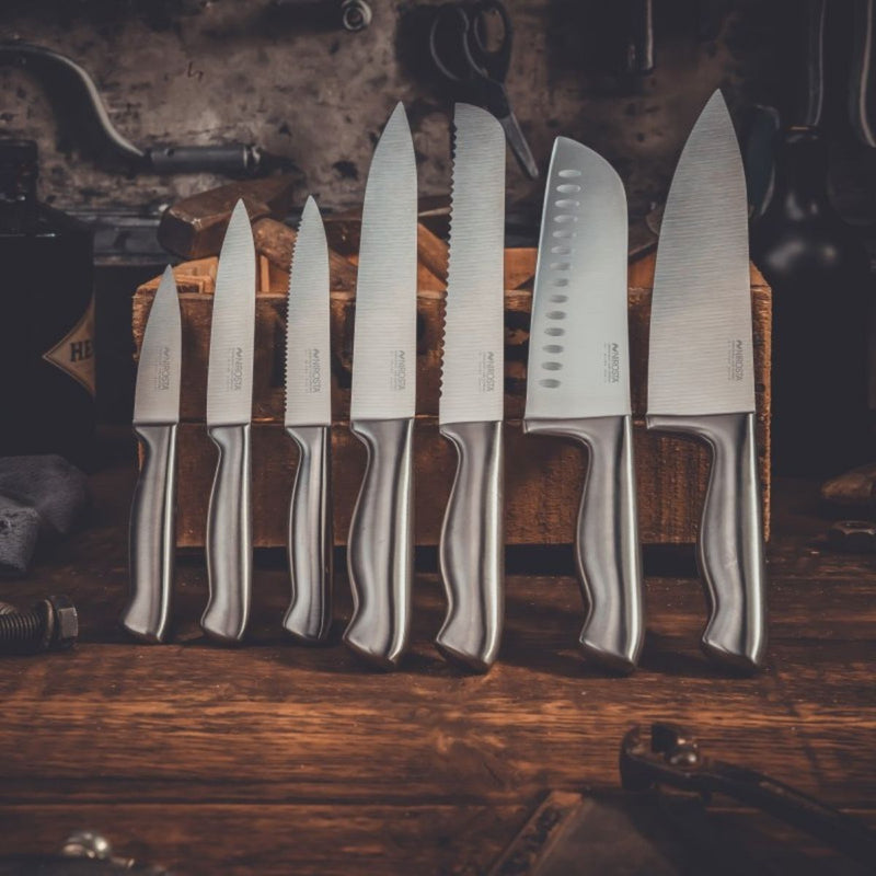 Yabano Couteaux de Cuisine, 16 Set Couteau Cuisine en Acier Inoxydable,  Couteau Cuisine Professionnelle avec Support en Bois : : Cuisine  et Maison