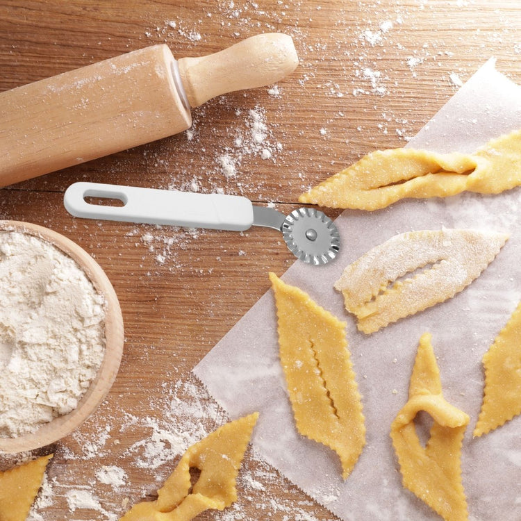 Roulette de pâtisserie cannelée manche plastique Zenker