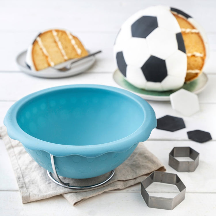 Lot de 2 moules demi sphère pour gâteau ballon de foot Zenker Spécial Football